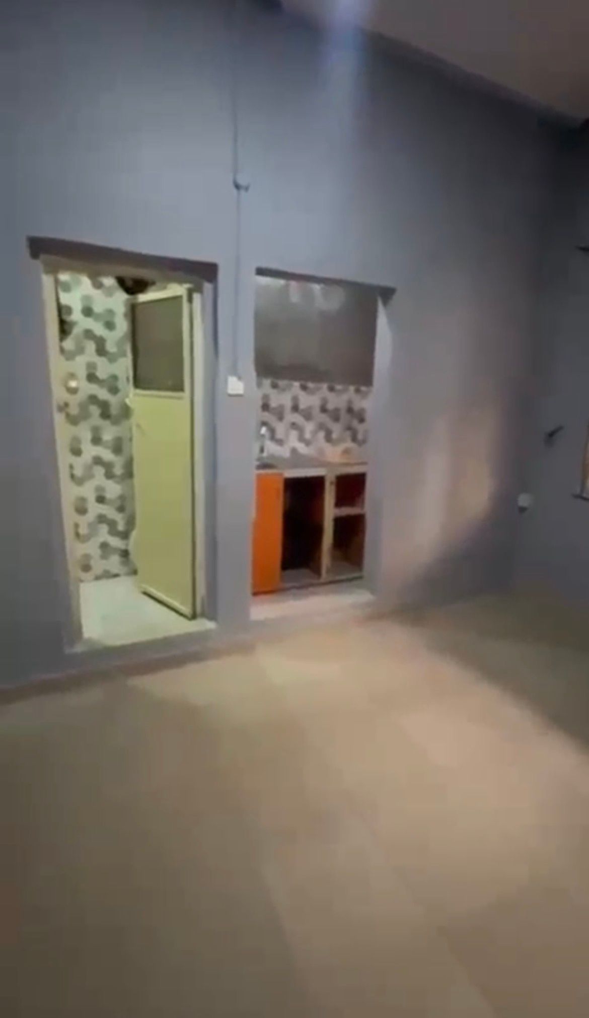 Premium & Spacious Room Self-Contain in Abule Oja, Yaba — ₦1,200,000/year | GidiStay — 1 bed  in Yaba, Lagos (interior)