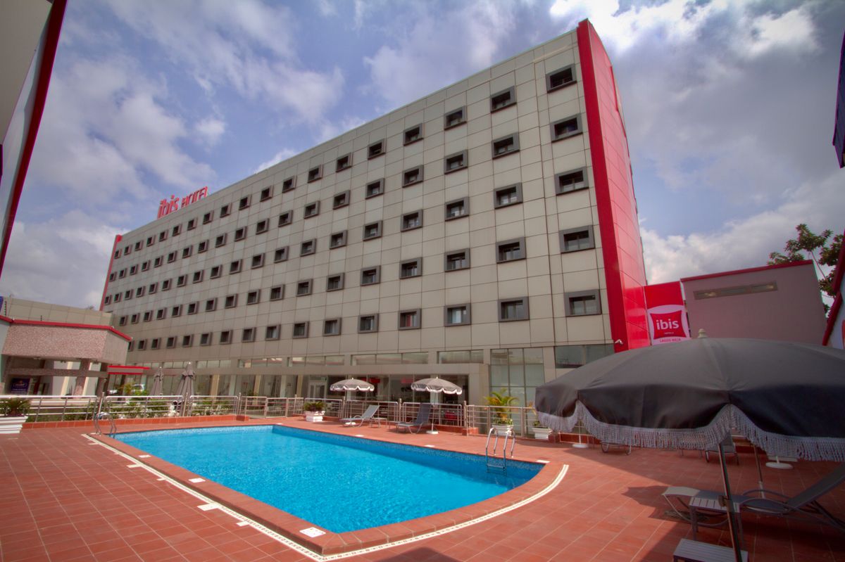 1-Bedroom Hotel Shortlet in Ikeja, Lagos — ₦135,000/night | GidiStay — 1 bed hotel in Ikeja, Lagos (bedroom view)