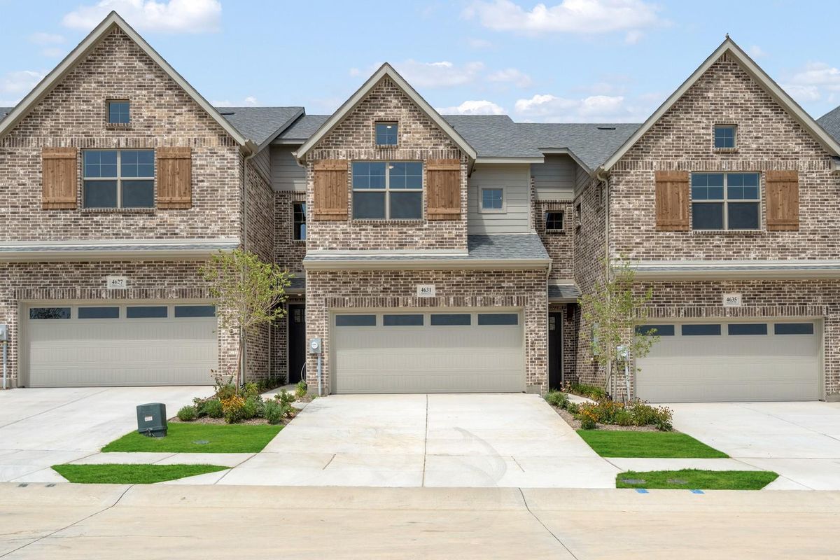 $2,500/MONTH FOR THIS 3 Beds 3 Baths $15,000 Builder Incentive**