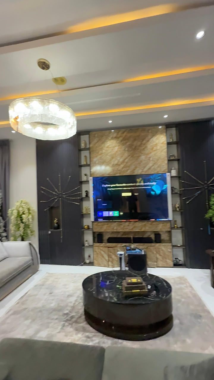 5 bedroom detached duplex with BQ — ₦450,000,000 | GidiStay — 5 bed duplex in Megamound estate Lekki county (bedroom view)