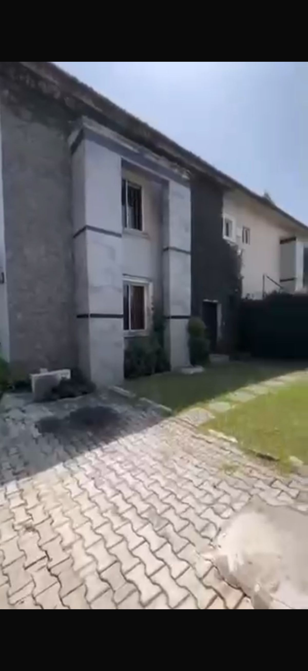 4-Bedroom House For Sale in Lekki Phase 1, Lagos — ₦550,000,000 | GidiStay — 4 bed house in Lekki Phase 1, Lagos (interior)