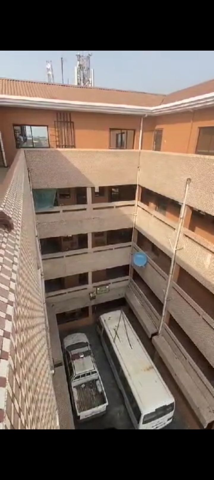 Commercial Property For Sale in Apapa, Lagos — ₦1,000,000,000 | GidiStay — 1 bed commercial in Apapa, Lagos (bedroom view)