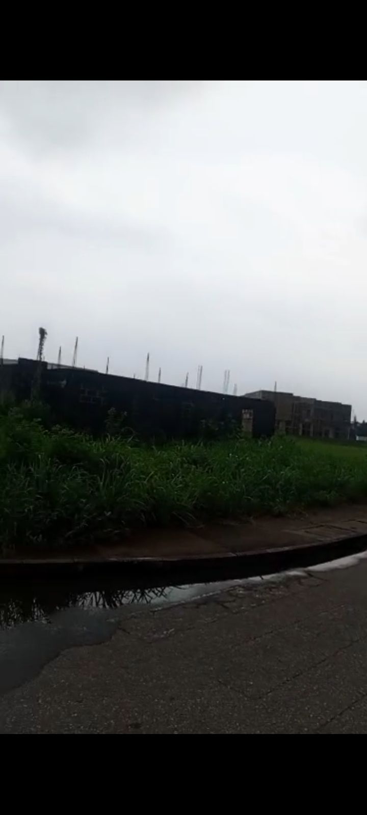 💥 920sqms Cornerpiece Bareland for sale Facing Two Prime Built - Up Street *@Royal Gardens Estate, Ajah* This very particular plot already has building approval for 2floors and u can build two units with each units facing each of the street...... *Price: ₦440million:* THIS IS DEVELOPER'S DELIGHT - U really need to see this prime location — ₦440,000,000/year | GidiStay — 1 bed land in Ajah (interior)