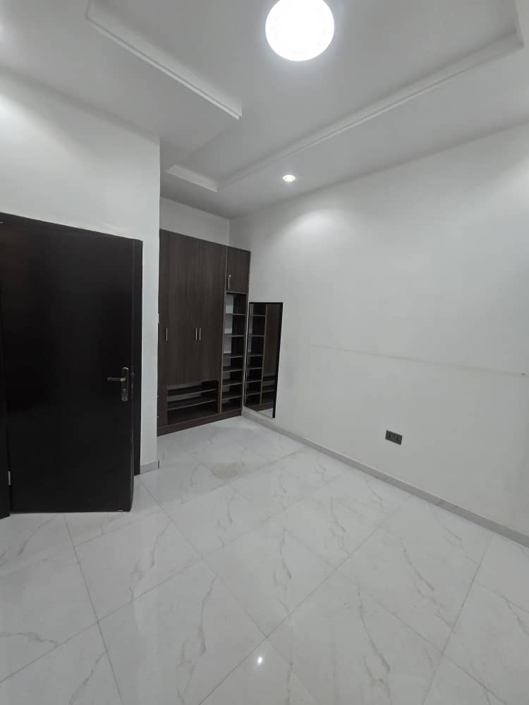 Mini flat duplex — ₦6,000,000/year | GidiStay — 1 bed apartment in Omole phase 2 (bedroom view)