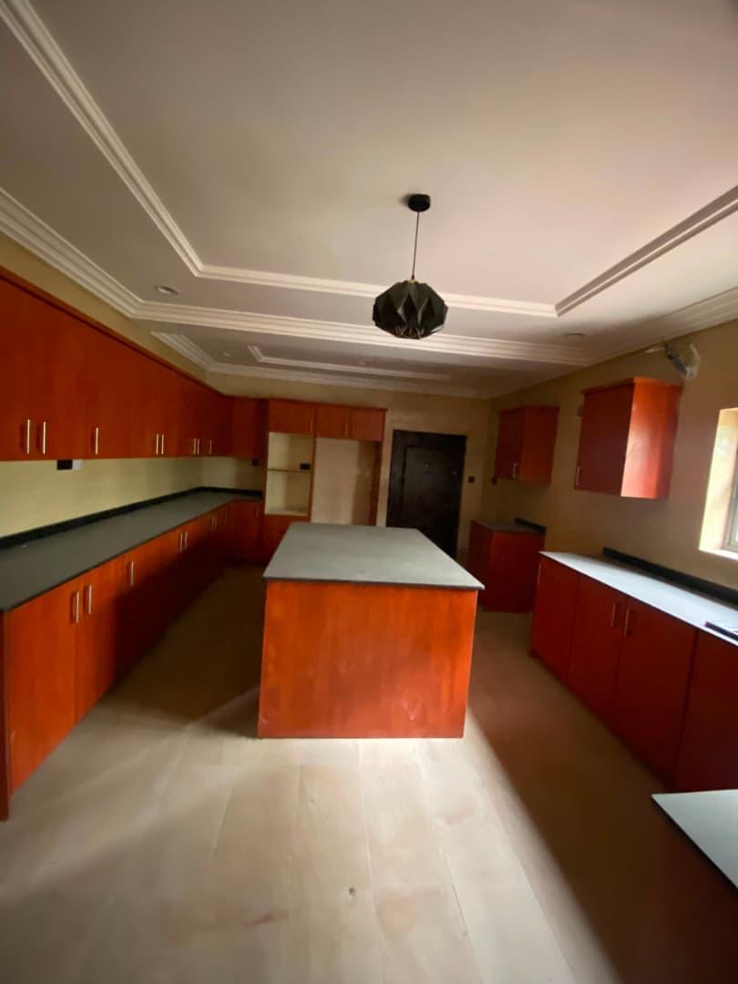 6-Bedroom Duplex For Sale in Chevron, Lagos — ₦500,000,000 | GidiStay — 6 bed duplex in Chevron, Lagos (additional view)