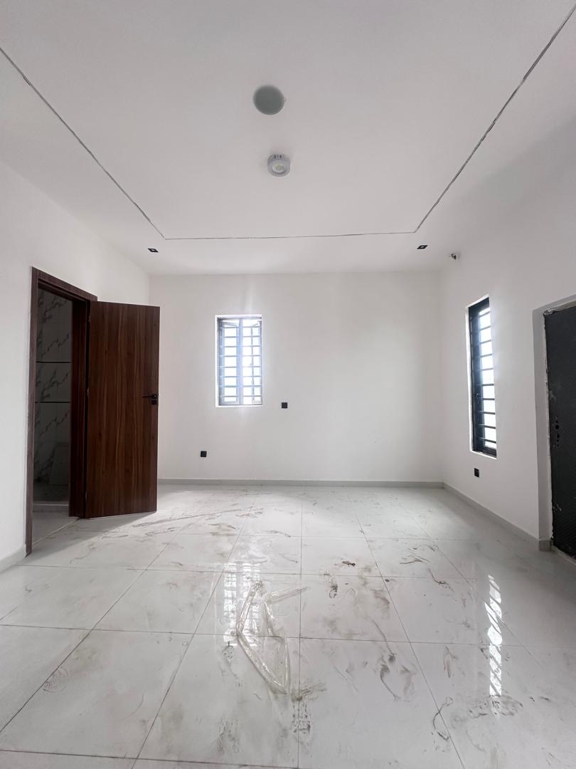 2-Bedroom Apartment For Sale in VGC Ajah,, Lagos — ₦100,000,000 | GidiStay — 2 bed apartment in VGC Ajah,, Lagos (additional view)