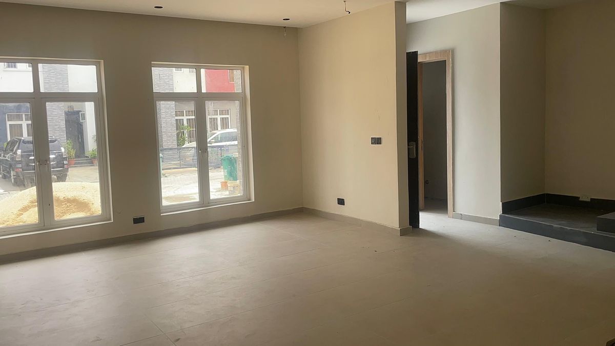 4-Bedroom Duplex For Sale in Osapa London — ₦400,000,000 | GidiStay — 4 bed duplex in Osapa London (bedroom view)