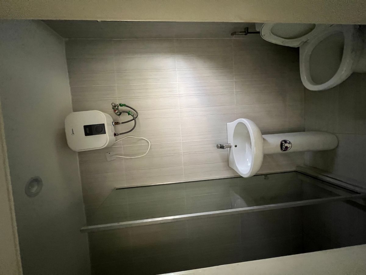 3-Bedroom Apartment For Sale in Sangotedo, Lagos — ₦75,000,000 | GidiStay — 3 bed apartment in Sangotedo, Lagos (bedroom view)