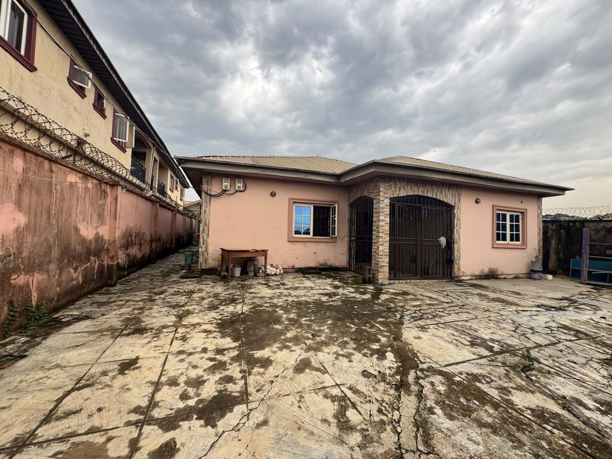 3-Bedroom House For Sale in Ojodu Berger, Lagos — ₦65,000,000 | GidiStay — 3 bed house in Ojodu Berger, Lagos (main view)