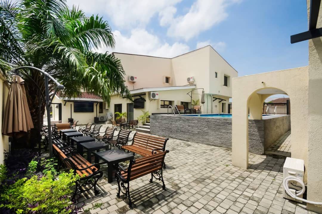 1-Bedroom Apartment Shortlet in Lekki Phase 1, Lagos — ₦100,000/night | GidiStay — 1 bed apartment in Lekki Phase 1, Lagos (bedroom view)